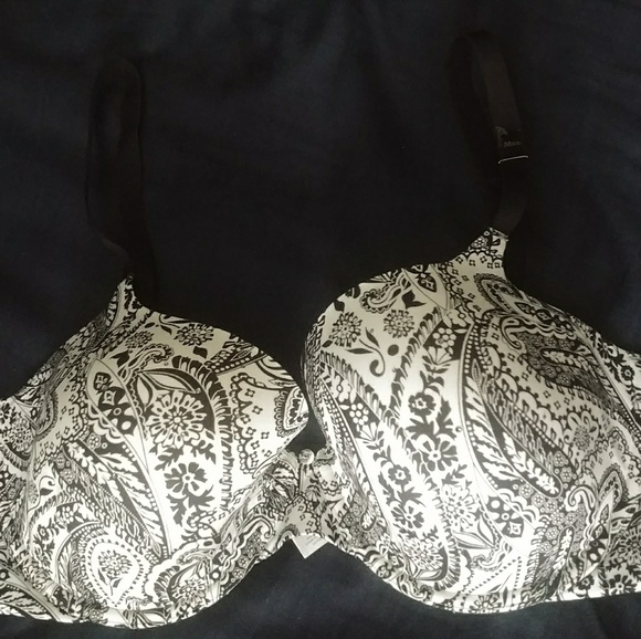 Victoria's Secret Other - NWT VS 38DD Lined Demi Pattern Bra w Rhinestones